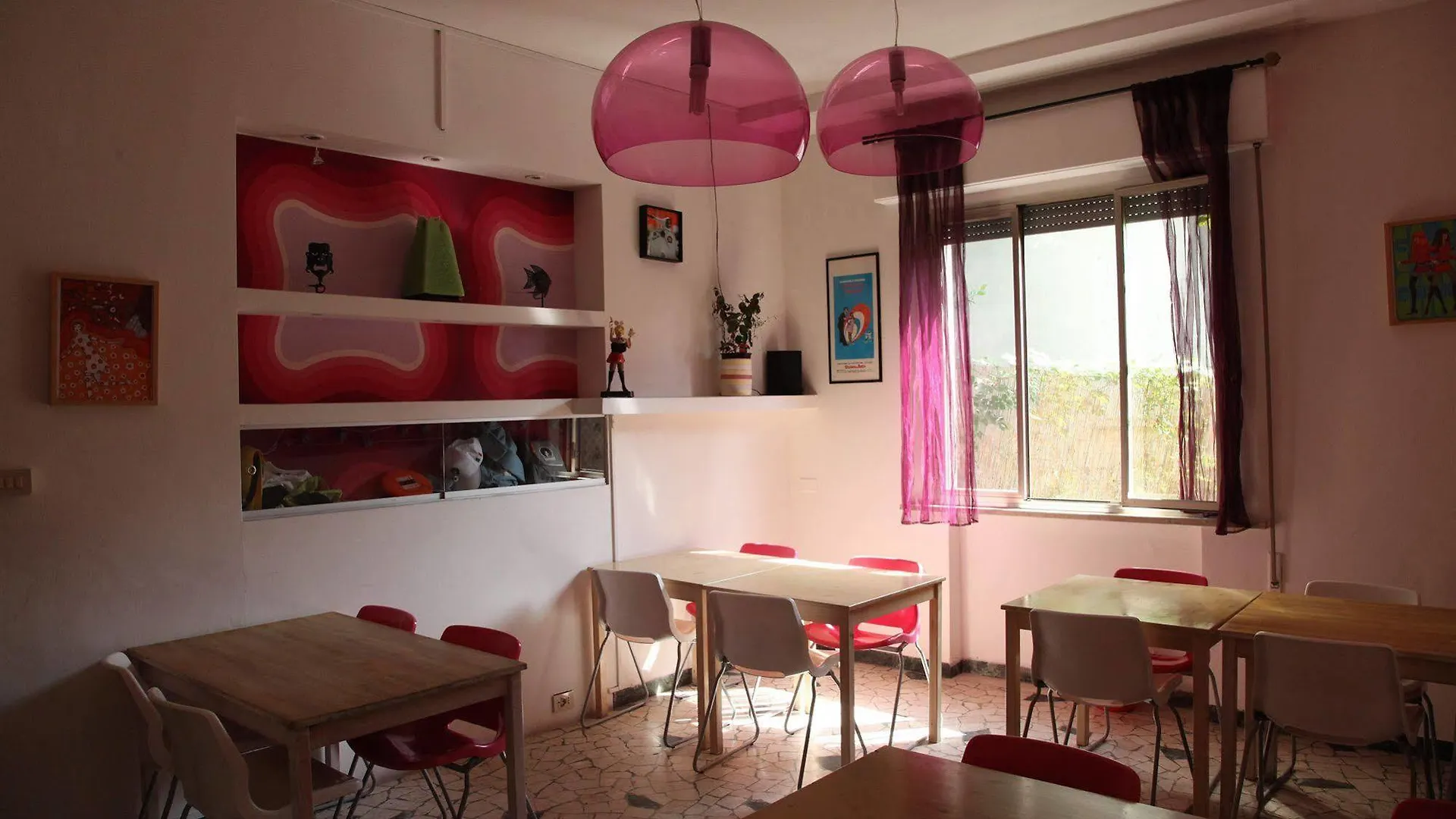 Sunflower City Student Hostel & Bar Rimini