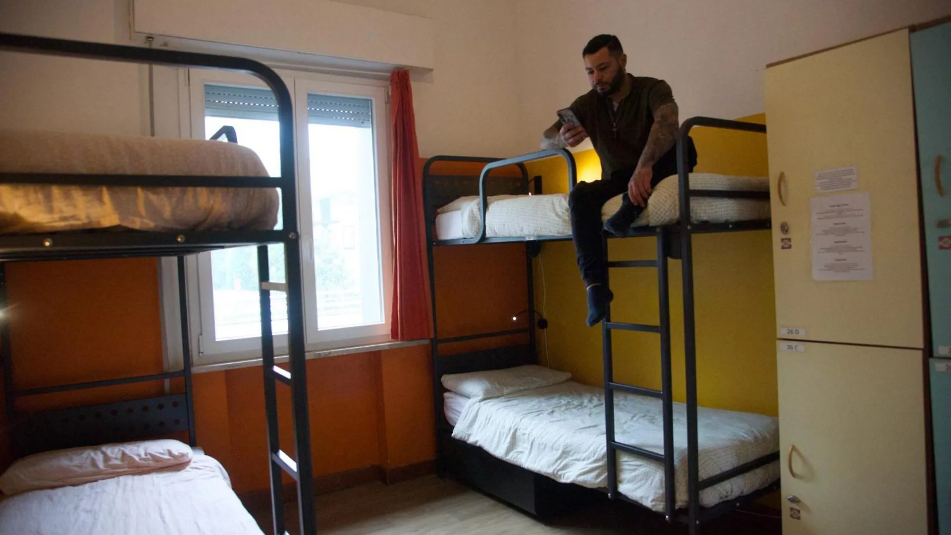 Sunflower City Student Hostel & Bar Rimini Italia
